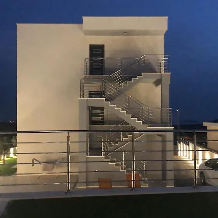 Kiko - - Exclusively Yours - Private Pool & Panoramic Sea Views *
