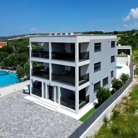 Kiko - - Exclusively Yours - Private Pool & Panoramic Sea Views Villa *