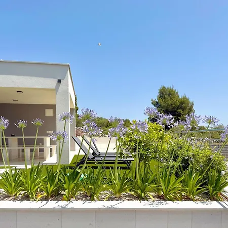 Kiko - - Exclusively Yours - Private Pool & Panoramic Sea Views