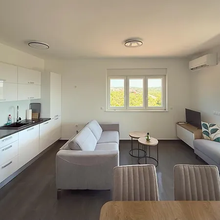 Kiko - - Exclusively Yours - Private Pool & Panoramic Sea Views * Primošten