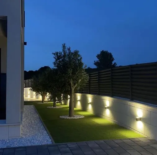 Kiko - - Exclusively Yours - Private Pool & Panoramic Sea Views 别墅 *