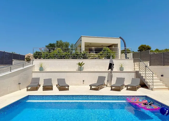 Kiko - - Exclusively Yours - Private Pool & Panoramic Sea Views 别墅 普利莫顿