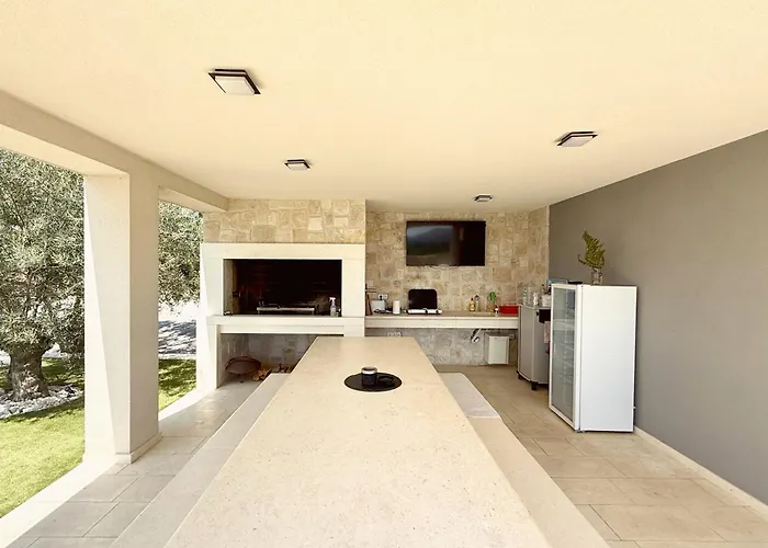 Kiko - - Exclusively Yours - Private Pool & Panoramic Sea Views * Primošten