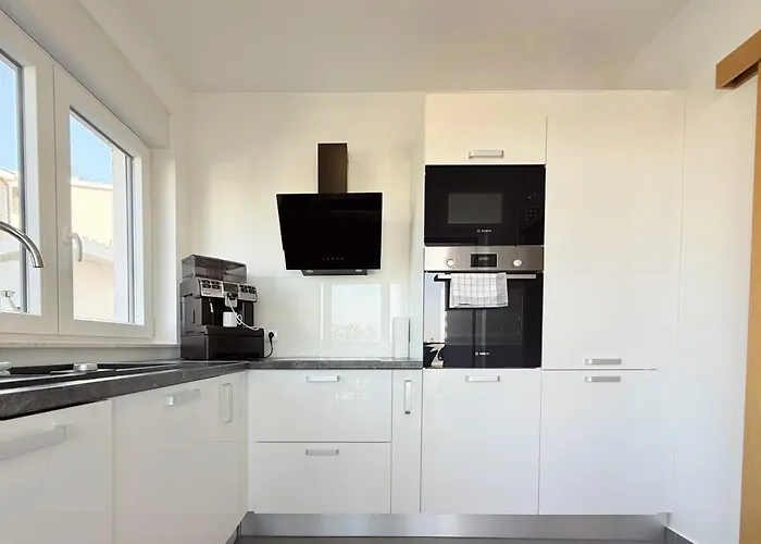 Villa Kiko - - Exclusively Yours - Private Pool & Panoramic Sea Views *